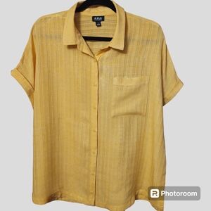 ANA Yellow collared button-up shirt, short sleeve, size large, rolled cuff